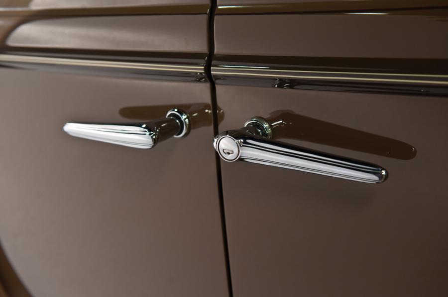  Buick Series 90 Club Sedan 1934 года  (фото 12 из 24)